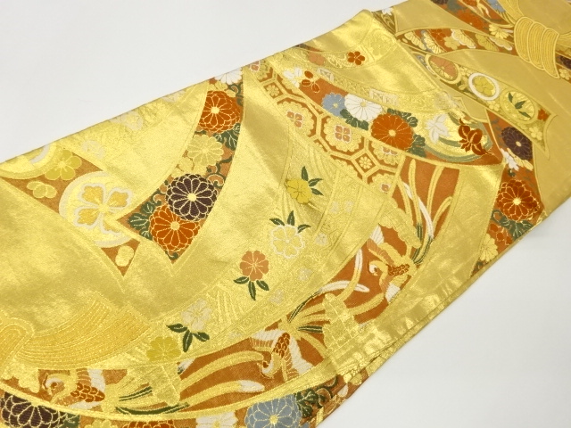  束ね熨斗に花々・松・蜀江華紋模様織出し丸帯